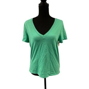 BP Short Sleeve V-neck Green
